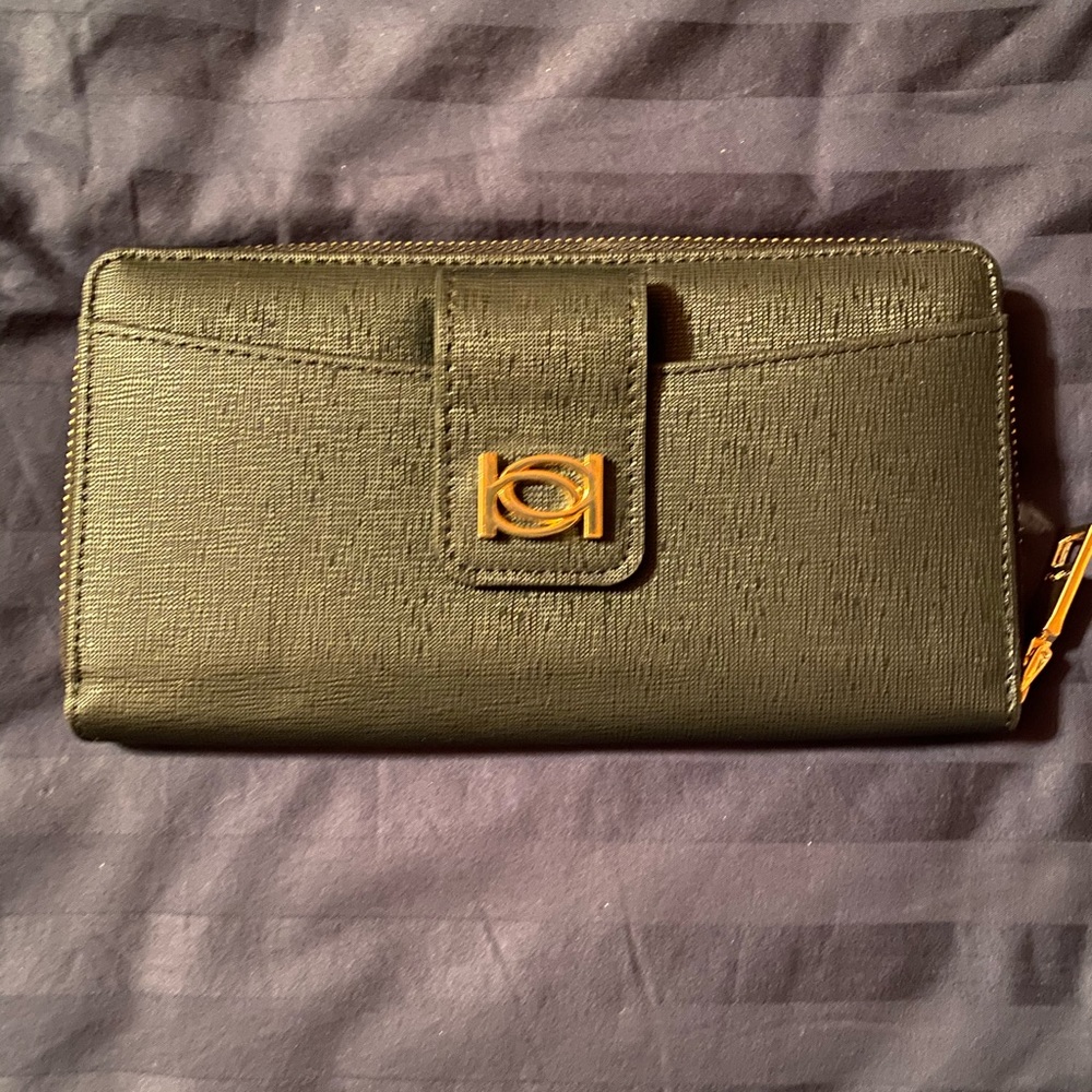 Bebe Wallet - image 1